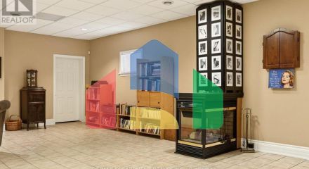 Residential - Single Family Home - Toronto, Canada - Canada