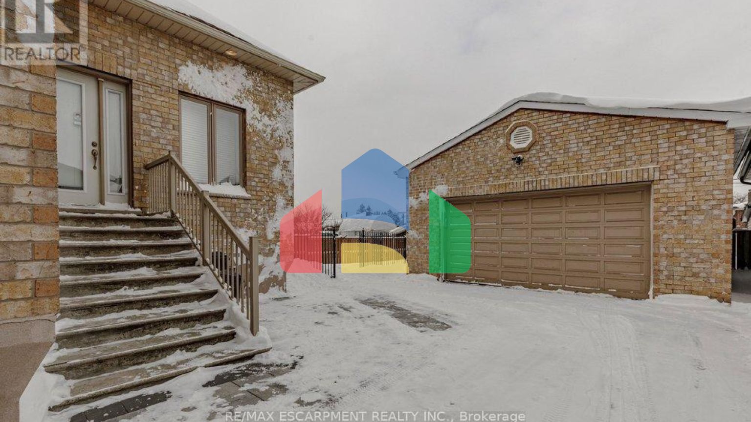 Residential - Single Family Home - Toronto, Canada - Canada