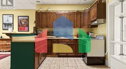 Residential - Single Family Home - Toronto, Canada - Canada