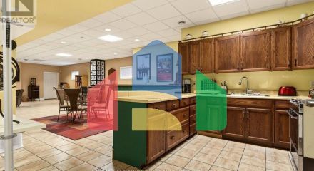 Residential - Single Family Home - Toronto, Canada - Canada