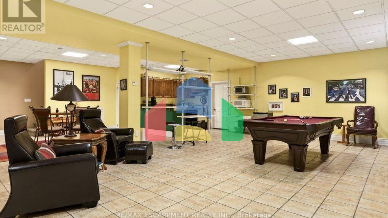 Residential - Single Family Home - Toronto, Canada - Canada