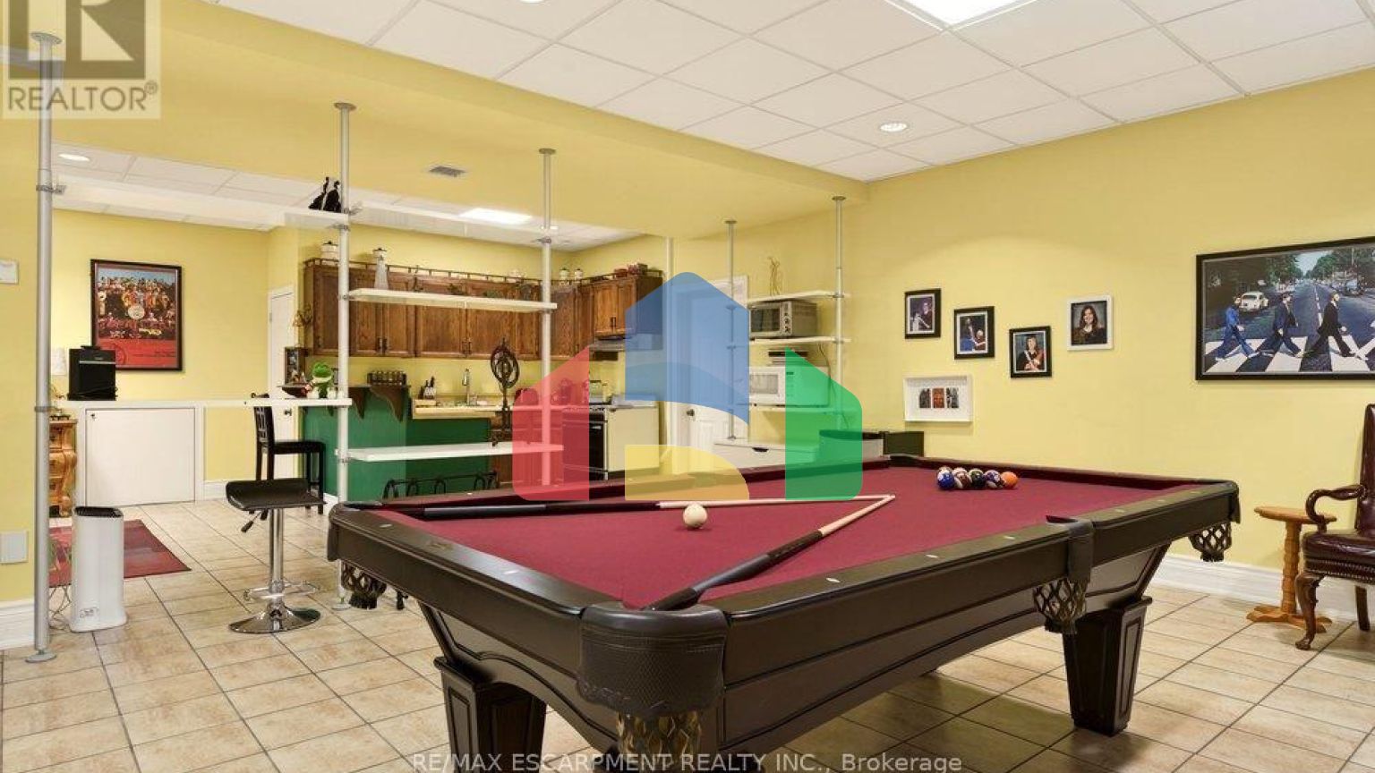 Residential - Single Family Home - Toronto, Canada - Canada