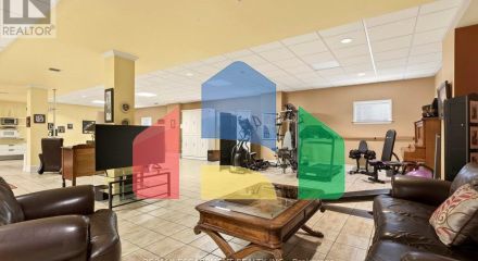 Residential - Single Family Home - Toronto, Canada - Canada