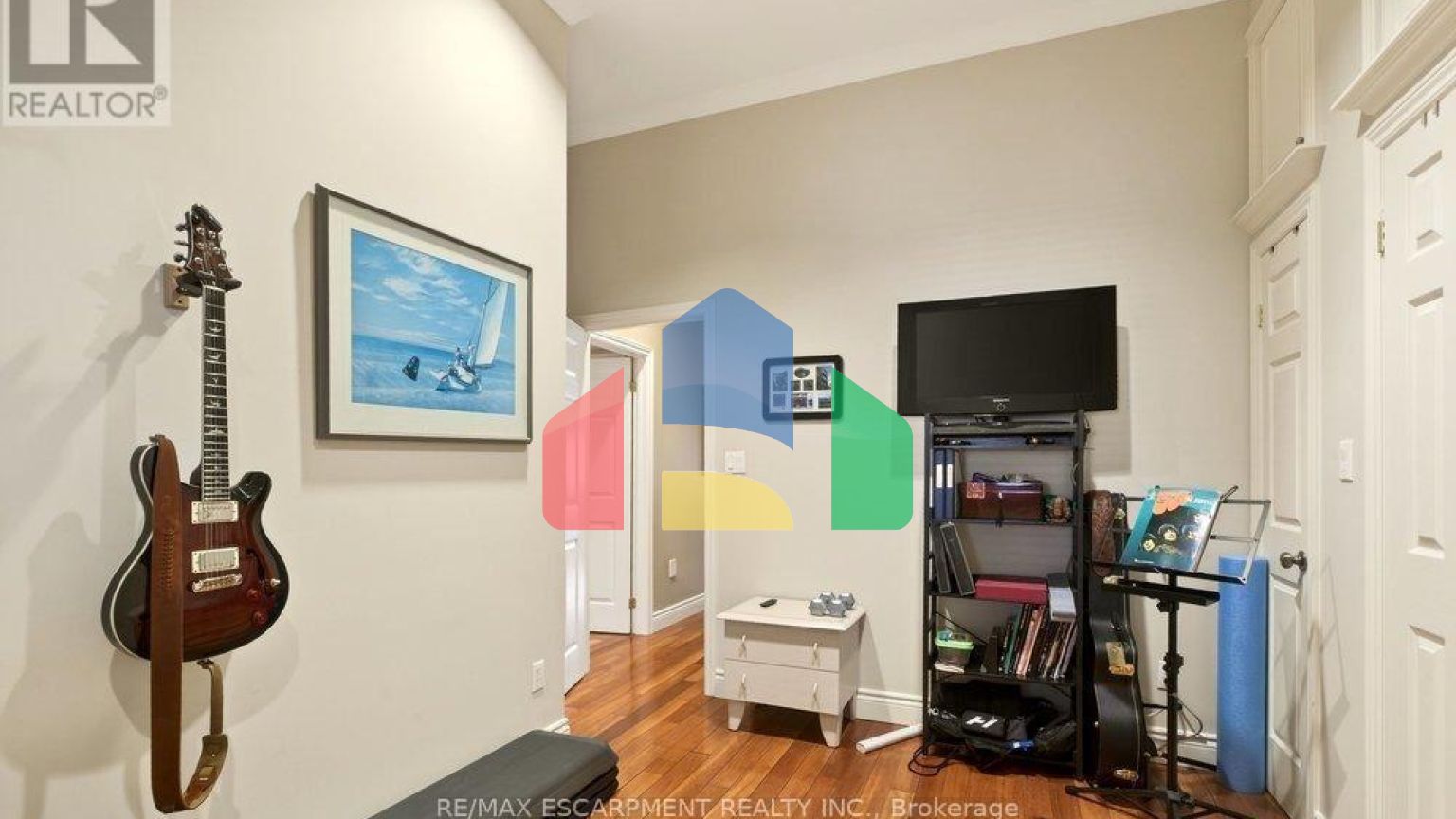 Residential - Single Family Home - Toronto, Canada - Canada