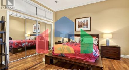 Residential - Single Family Home - Toronto, Canada - Canada