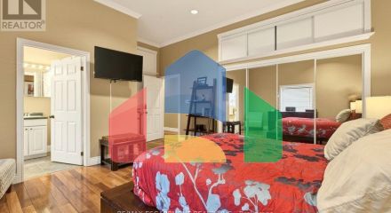 Residential - Single Family Home - Toronto, Canada - Canada