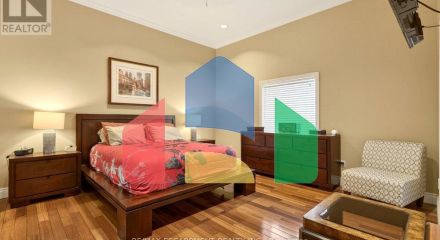 Residential - Single Family Home - Toronto, Canada - Canada