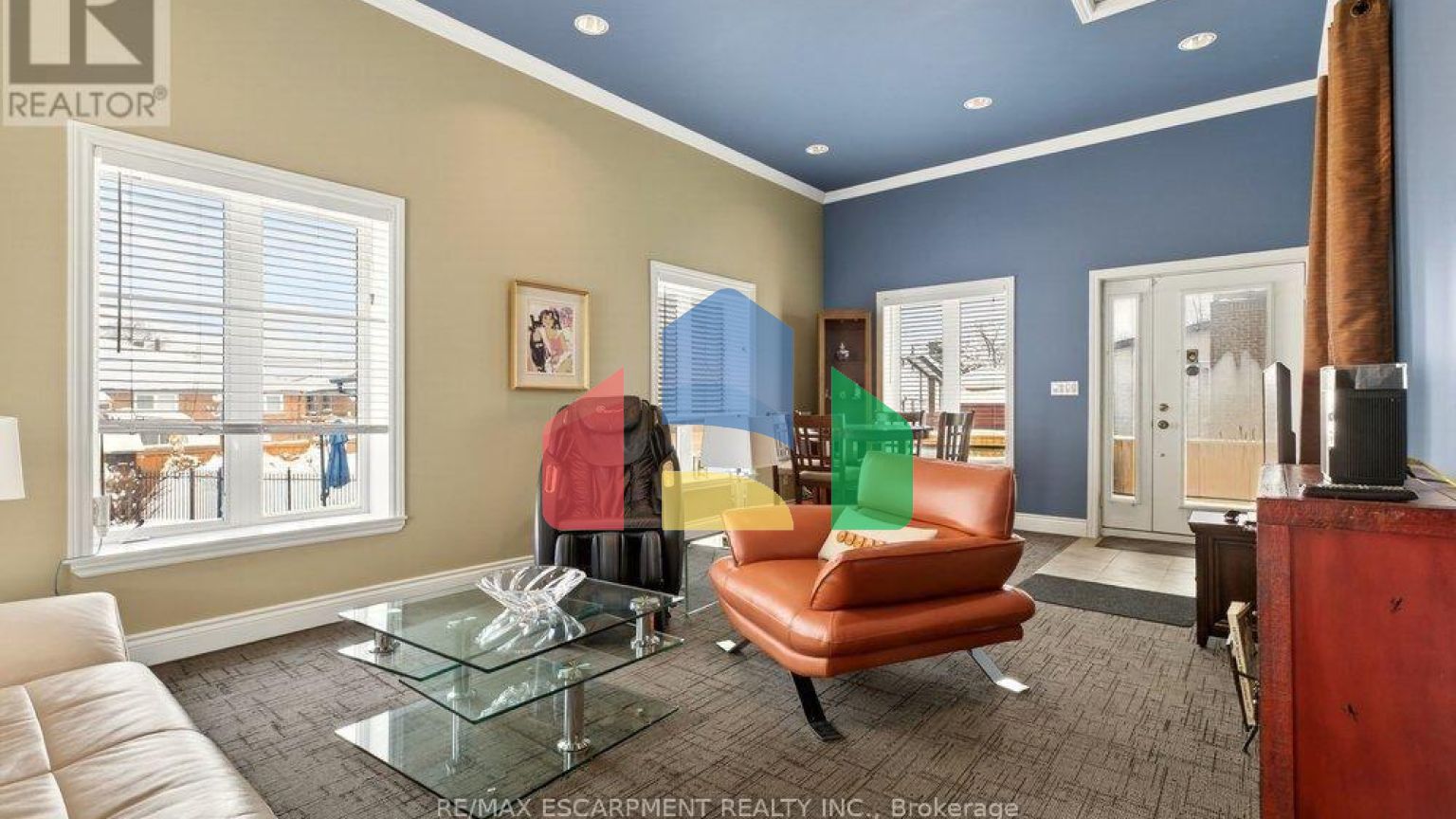 Residential - Single Family Home - Toronto, Canada - Canada