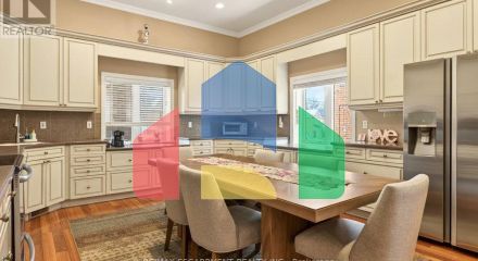 Residential - Single Family Home - Toronto, Canada - Canada