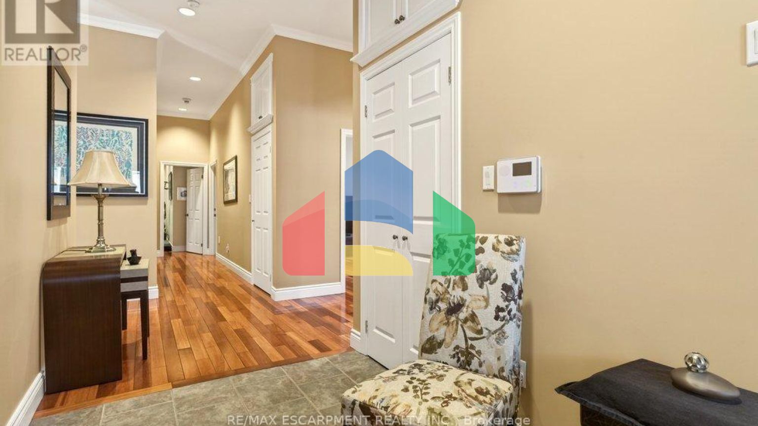 Residential - Single Family Home - Toronto, Canada - Canada