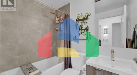 Residential - Single Family Home - Toronto, Canada - Canada