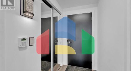 Residential - Single Family Home - Toronto, Canada - Canada