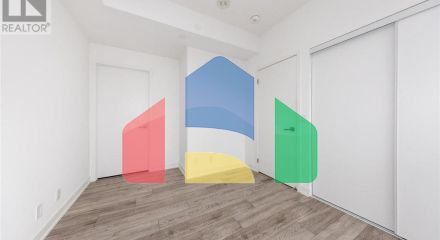 Residential - Single Family Home - Toronto, Canada - Canada