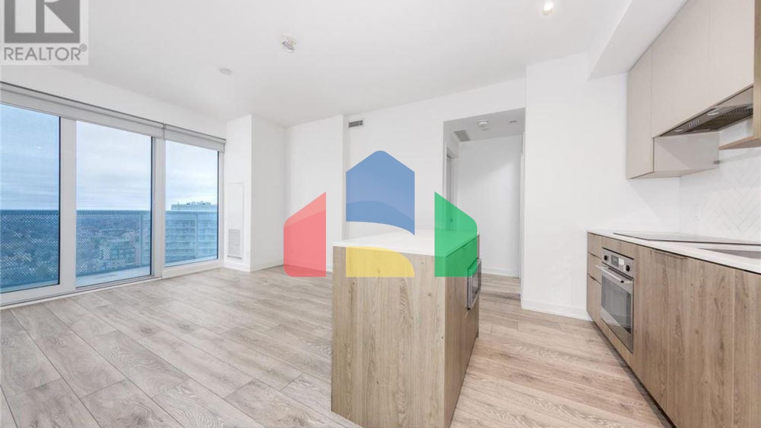 Residential - Single Family Home - Toronto, Canada - Canada