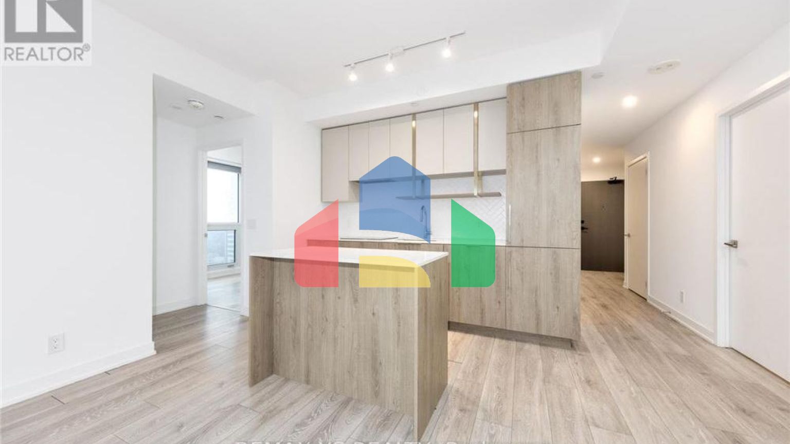 Residential - Single Family Home - Toronto, Canada - Canada