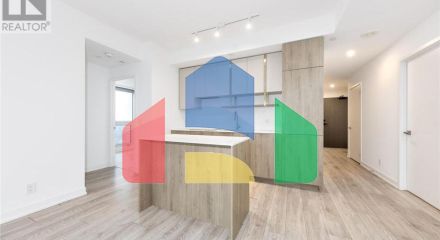 Residential - Single Family Home - Toronto, Canada - Canada