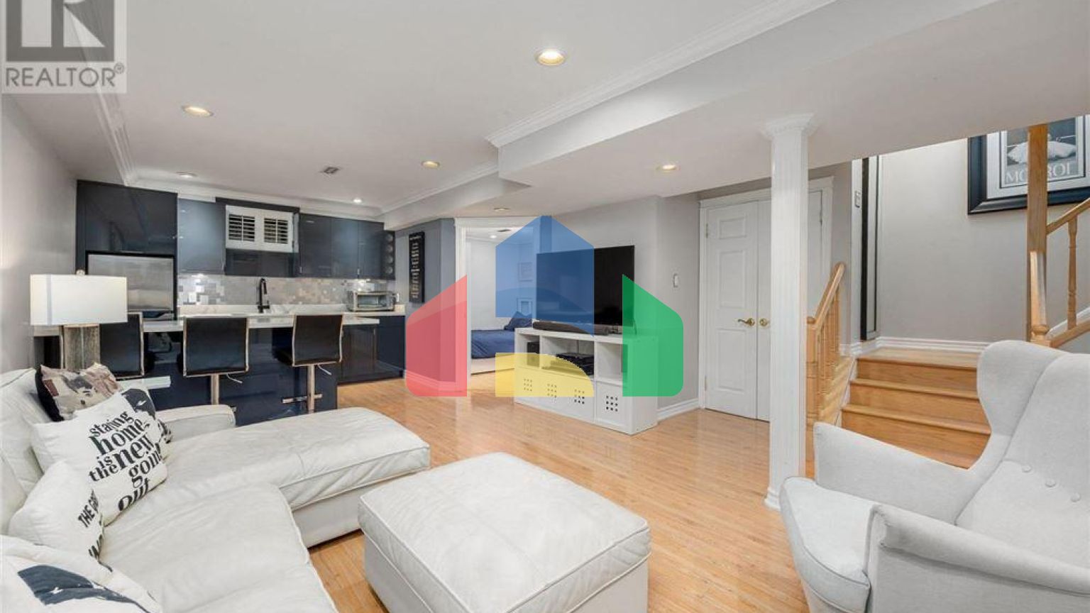 Residential - Single Family Home - Toronto, Canada - Canada