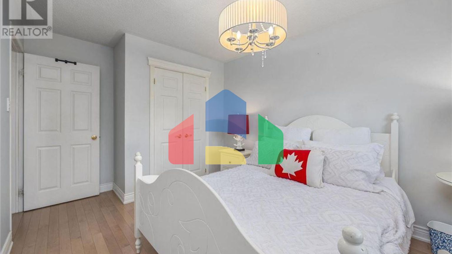 Residential - Single Family Home - Toronto, Canada - Canada