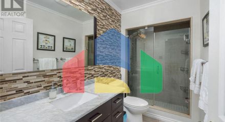 Residential - Single Family Home - Toronto, Canada - Canada