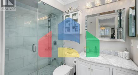 Residential - Single Family Home - Toronto, Canada - Canada