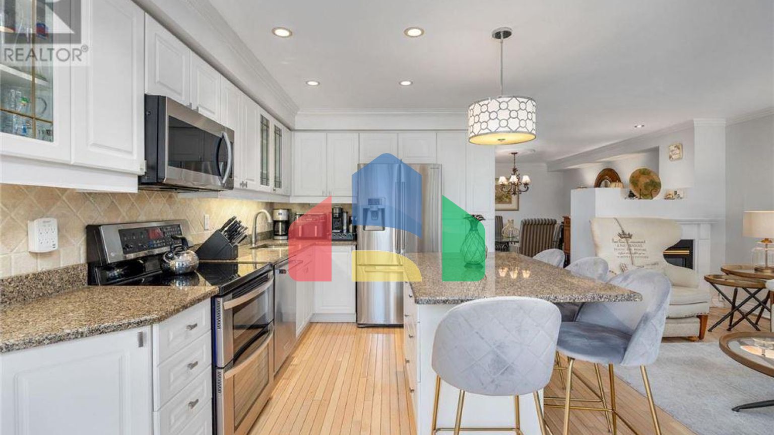 Residential - Single Family Home - Toronto, Canada - Canada