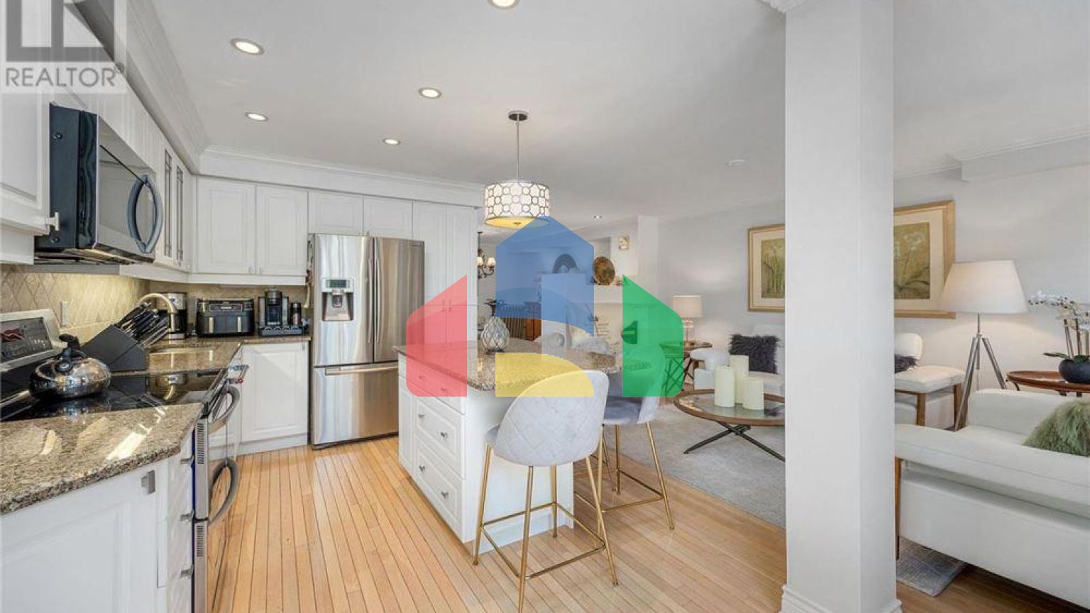 Residential - Single Family Home - Toronto, Canada - Canada