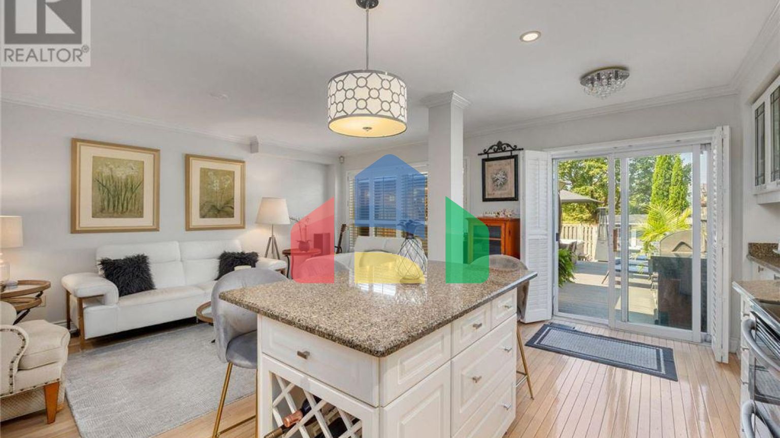 Residential - Single Family Home - Toronto, Canada - Canada