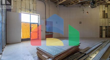 Commercial - Commercial/Retail - Toronto, Canada - Canada