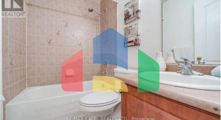 Residential - Townhouse - Toronto, Canada - Canada