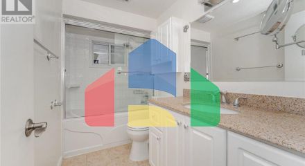 Residential - Single Family Home - Toronto, Canada - Canada