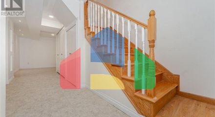 Residential - Single Family Home - Toronto, Canada - Canada