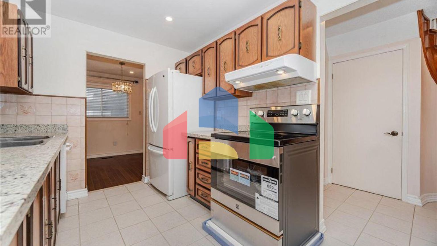 Residential - Single Family Home - Toronto, Canada - Canada