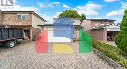 Residential - Single Family Home - Toronto, Canada - Canada