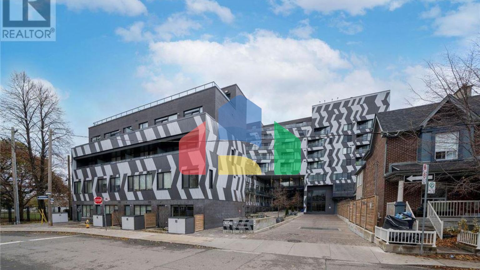 Residential - Single Family Home - Toronto, Canada - Canada