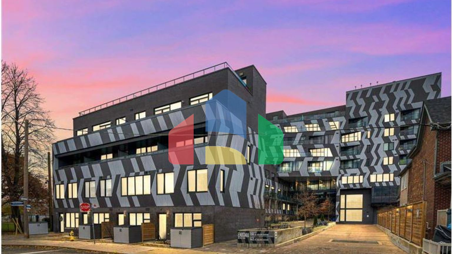 Residential - Single Family Home - Toronto, Canada - Canada