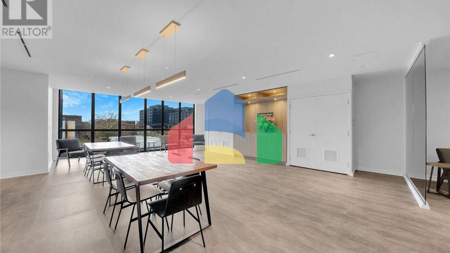 Residential - Single Family Home - Toronto, Canada - Canada