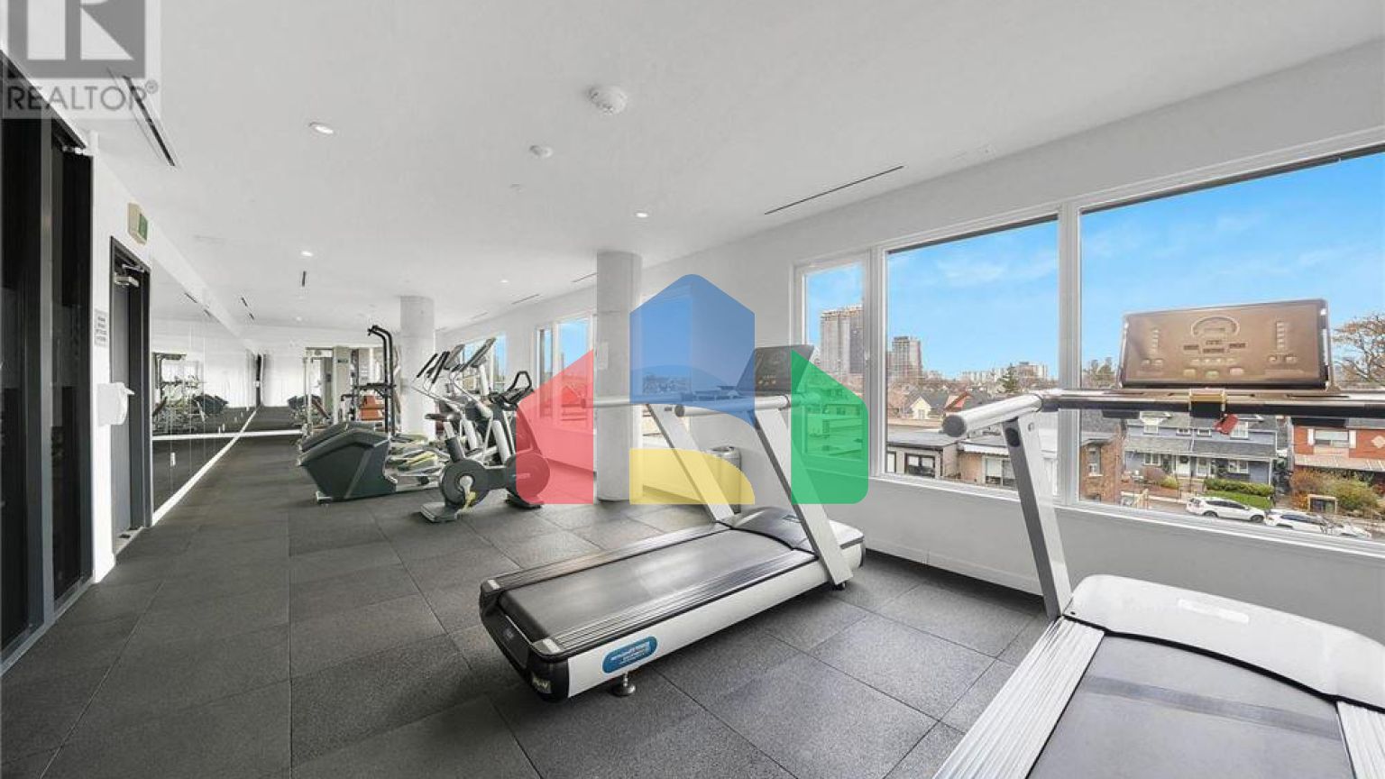 Residential - Single Family Home - Toronto, Canada - Canada