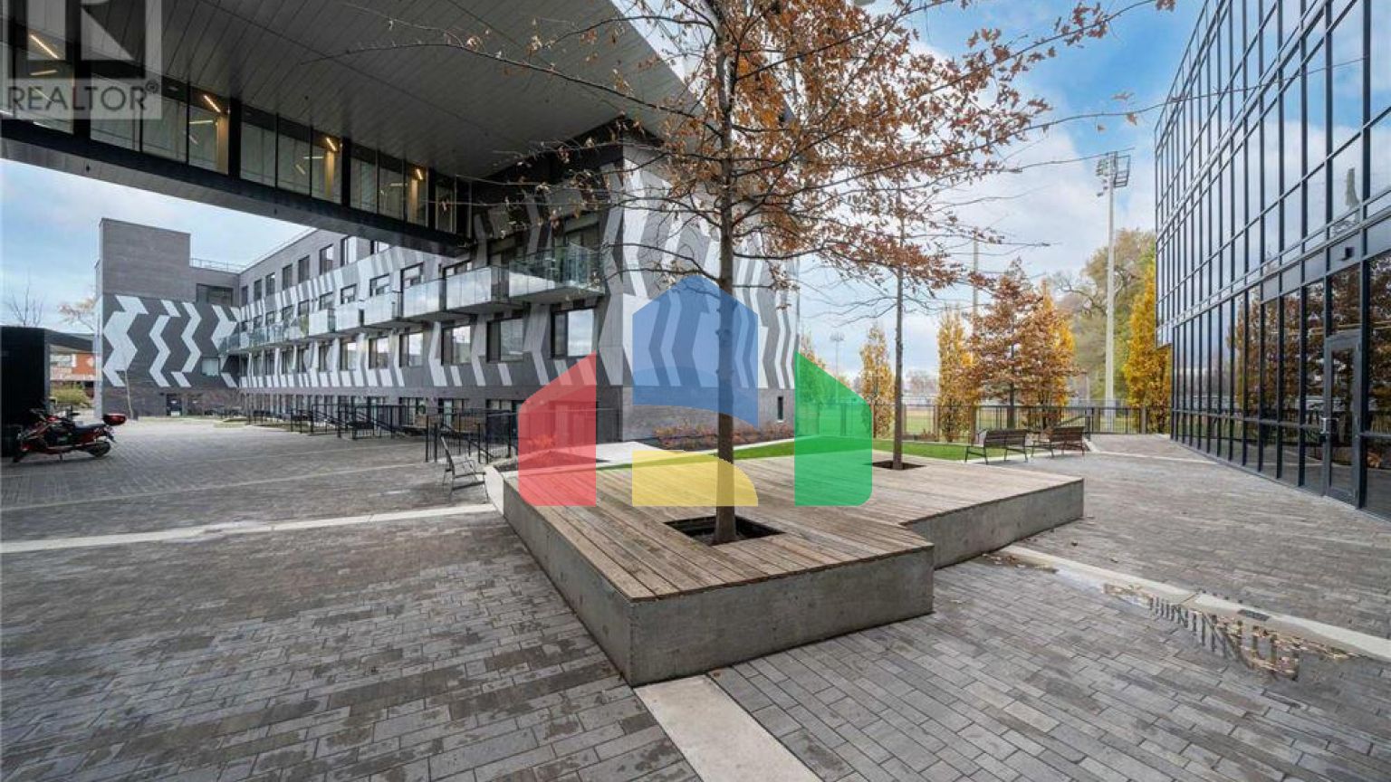 Residential - Single Family Home - Toronto, Canada - Canada