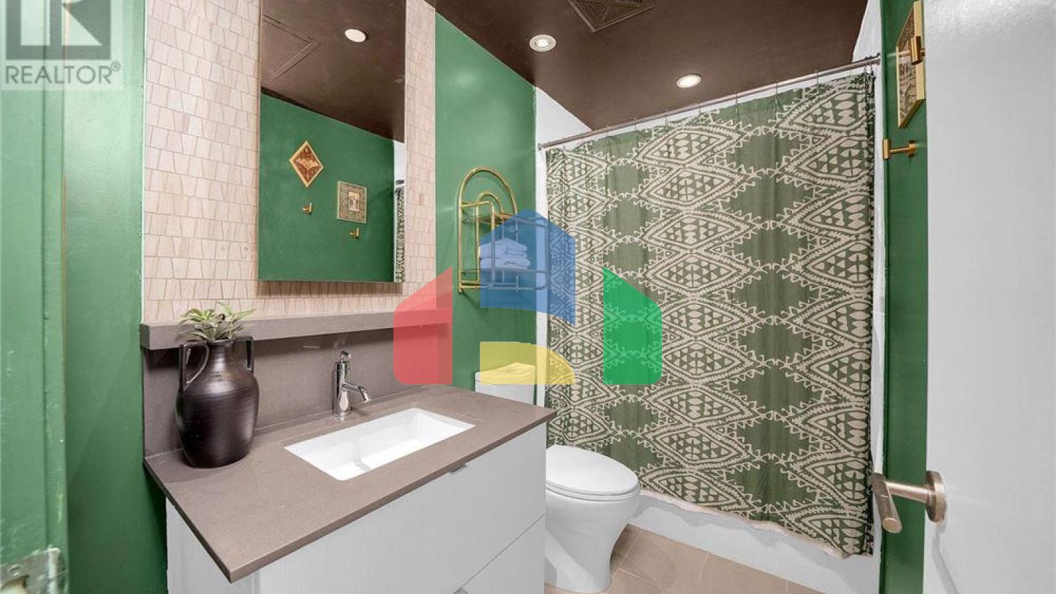 Residential - Single Family Home - Toronto, Canada - Canada