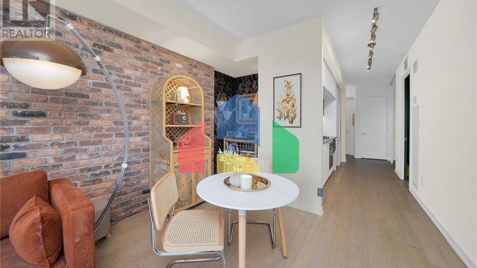 Residential - Single Family Home - Toronto, Canada - Canada