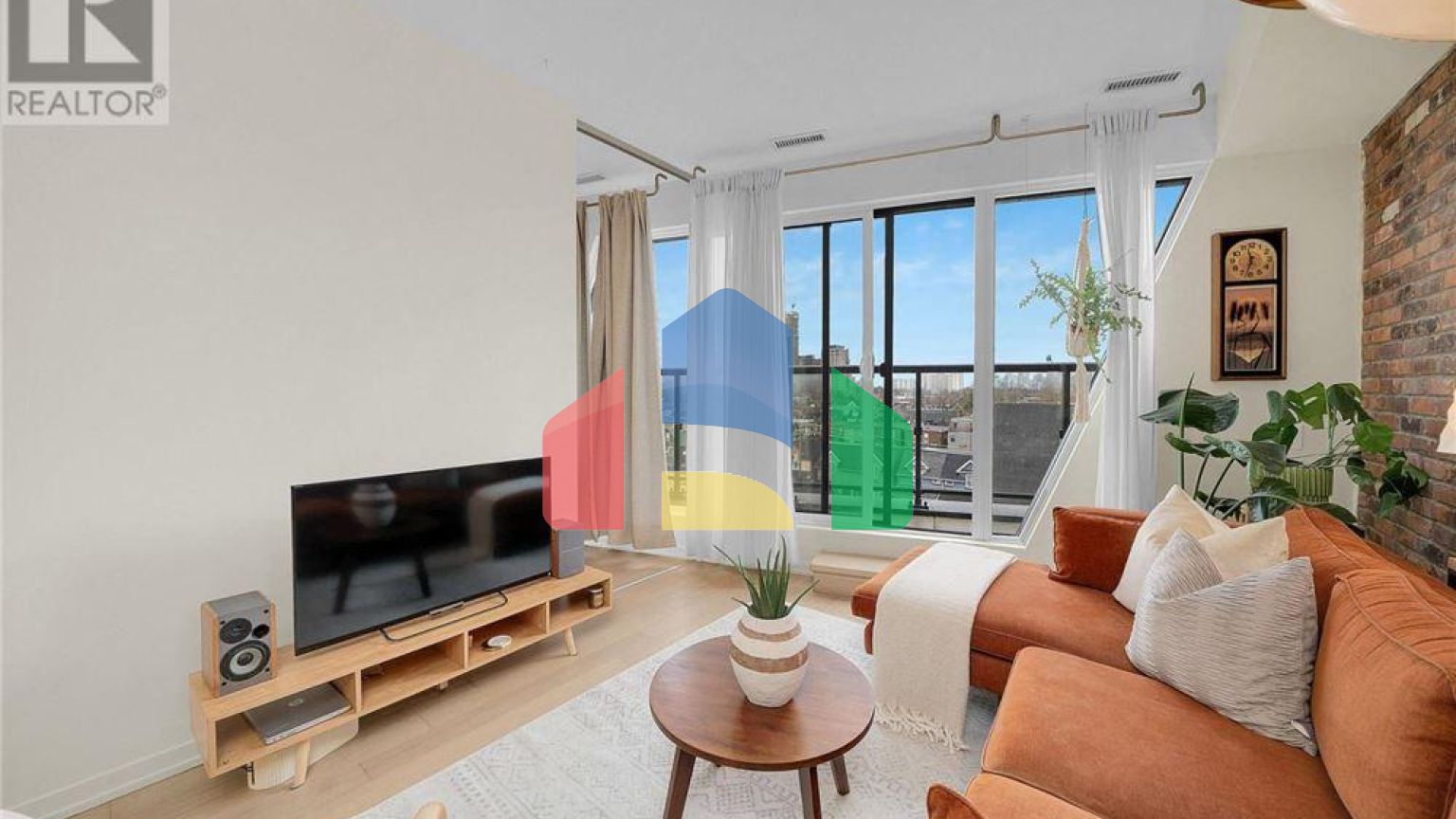 Residential - Single Family Home - Toronto, Canada - Canada