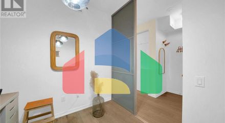 Residential - Single Family Home - Toronto, Canada - Canada