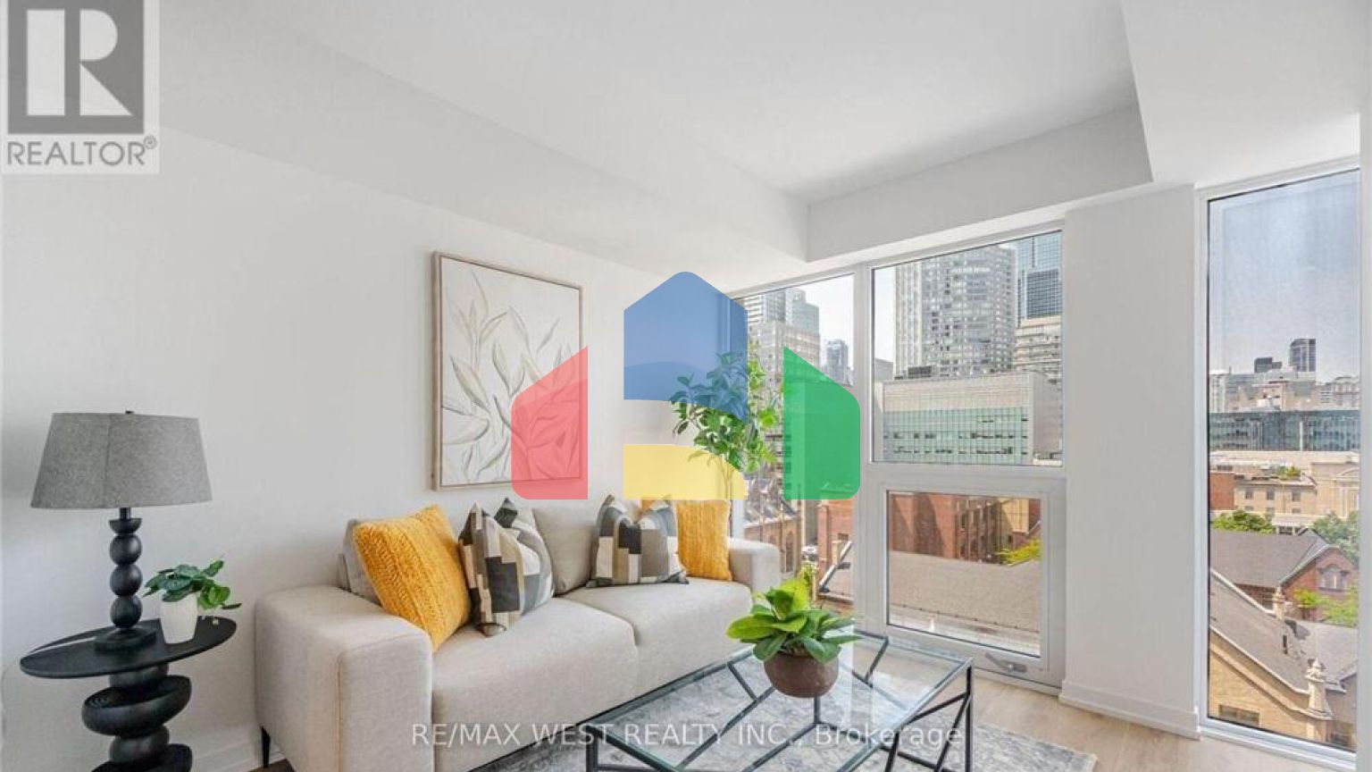 Residential - Single Family Home - Toronto, Canada - Canada