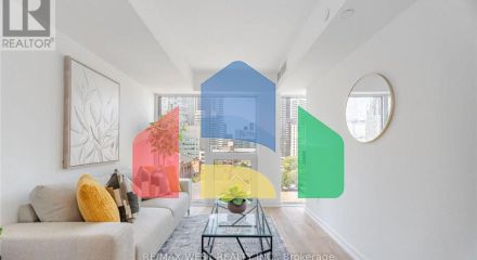 Residential - Single Family Home - Toronto, Canada - Canada