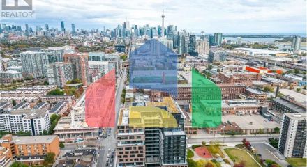 Residential - Single Family Home - Toronto, Canada - Canada