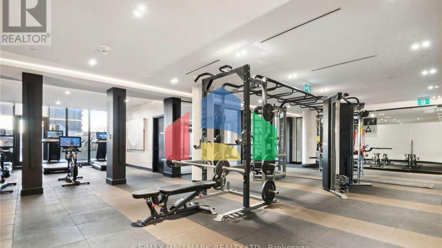 Residential - Single Family Home - Toronto, Canada - Canada