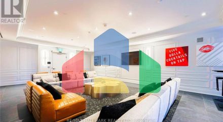 Residential - Single Family Home - Toronto, Canada - Canada