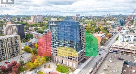Residential - Single Family Home - Toronto, Canada - Canada