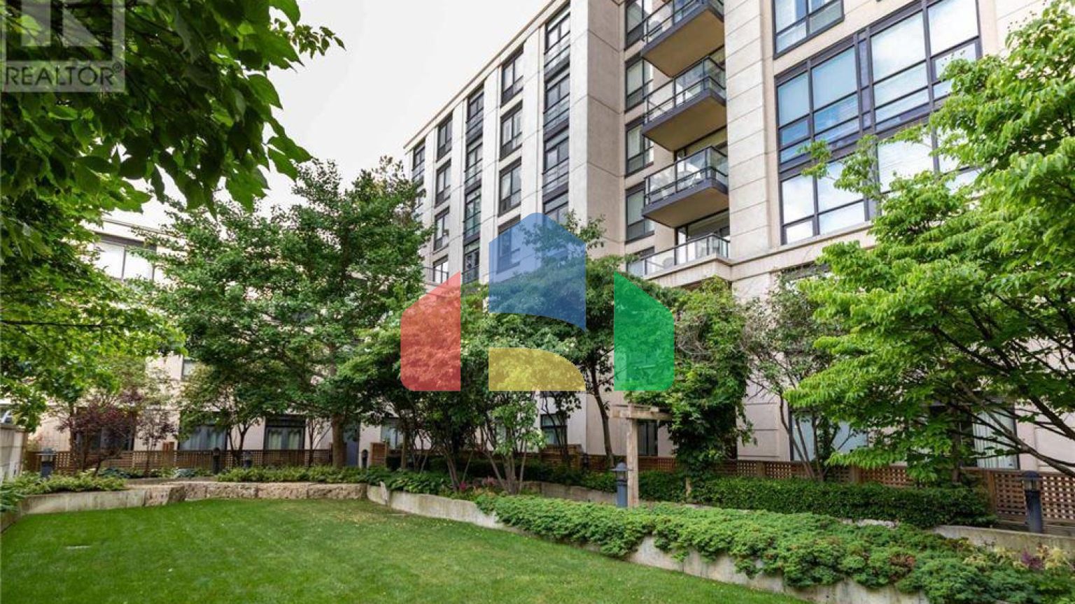 Residential - Single Family Home - Toronto, Canada - Canada