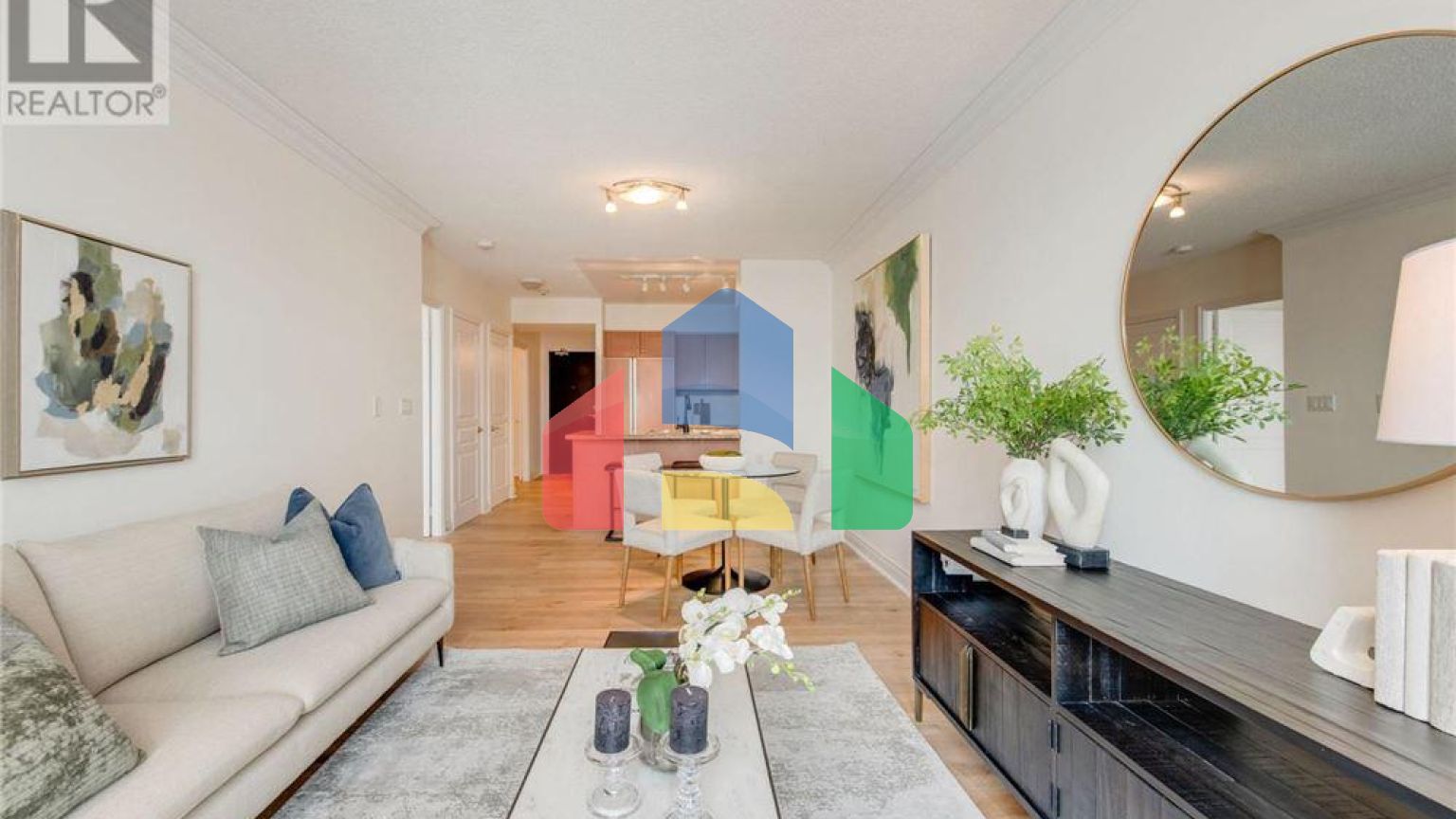 Residential - Single Family Home - Toronto, Canada - Canada